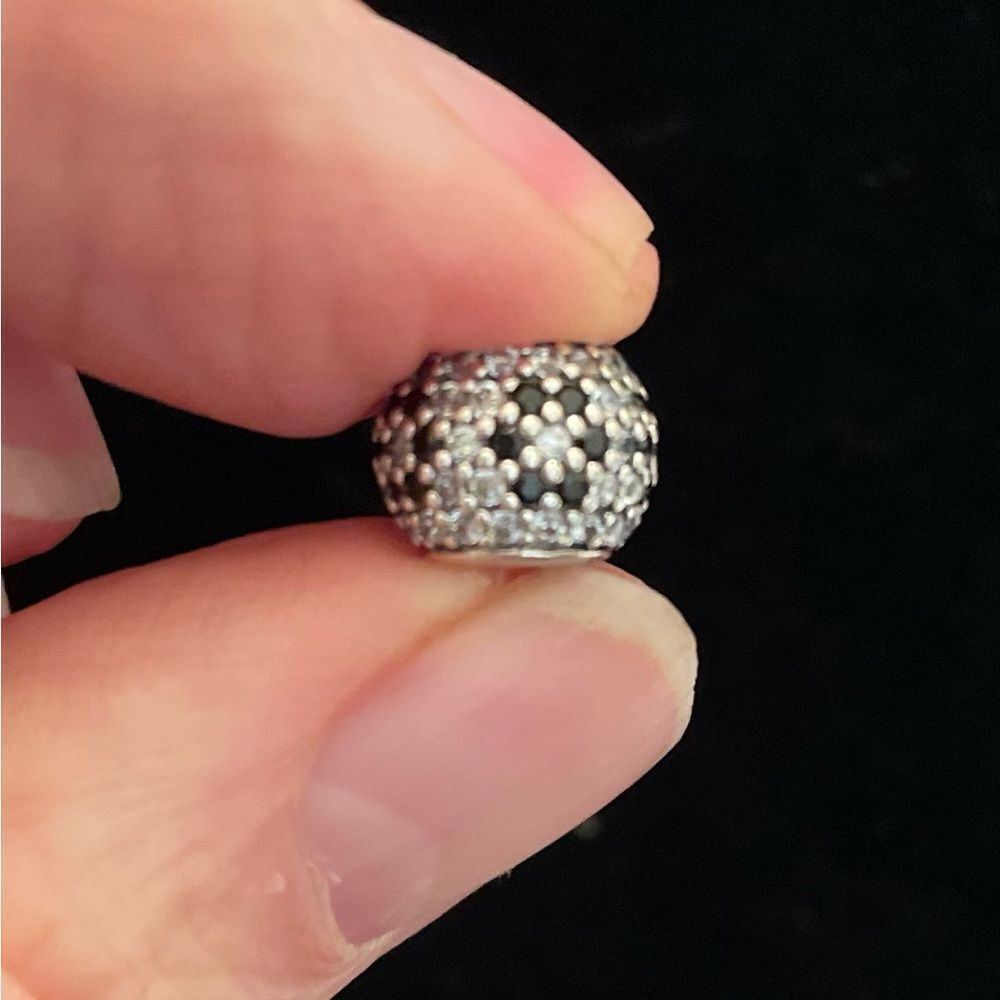 PANDORA SHIMMERING BLOSSOM CHARM
